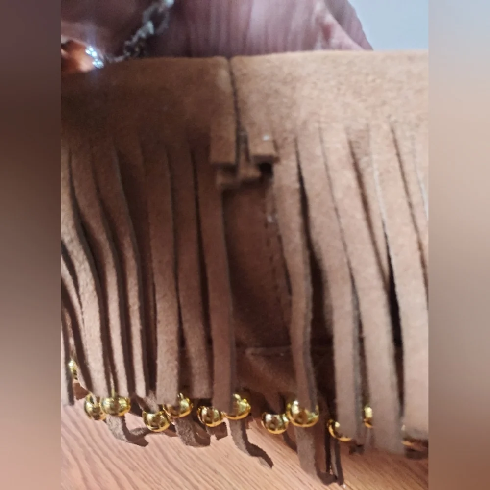 Minnetonka Boots - Picture 4 of 12